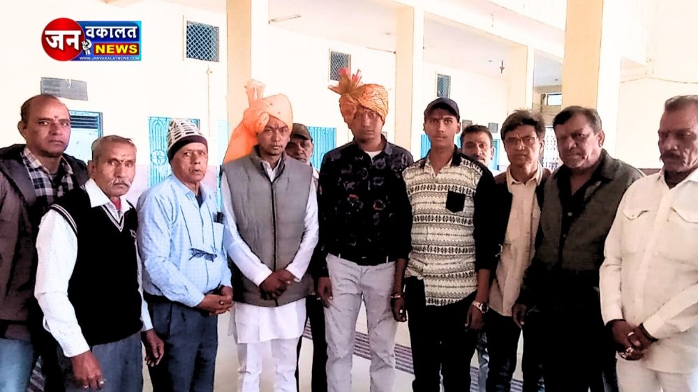 रतलाम में समाज के निर्णय के साथ : मृत्यु भोज में नहीं बनाया मीठा, समाज हित में सौंपी राशि 1 1000389000
